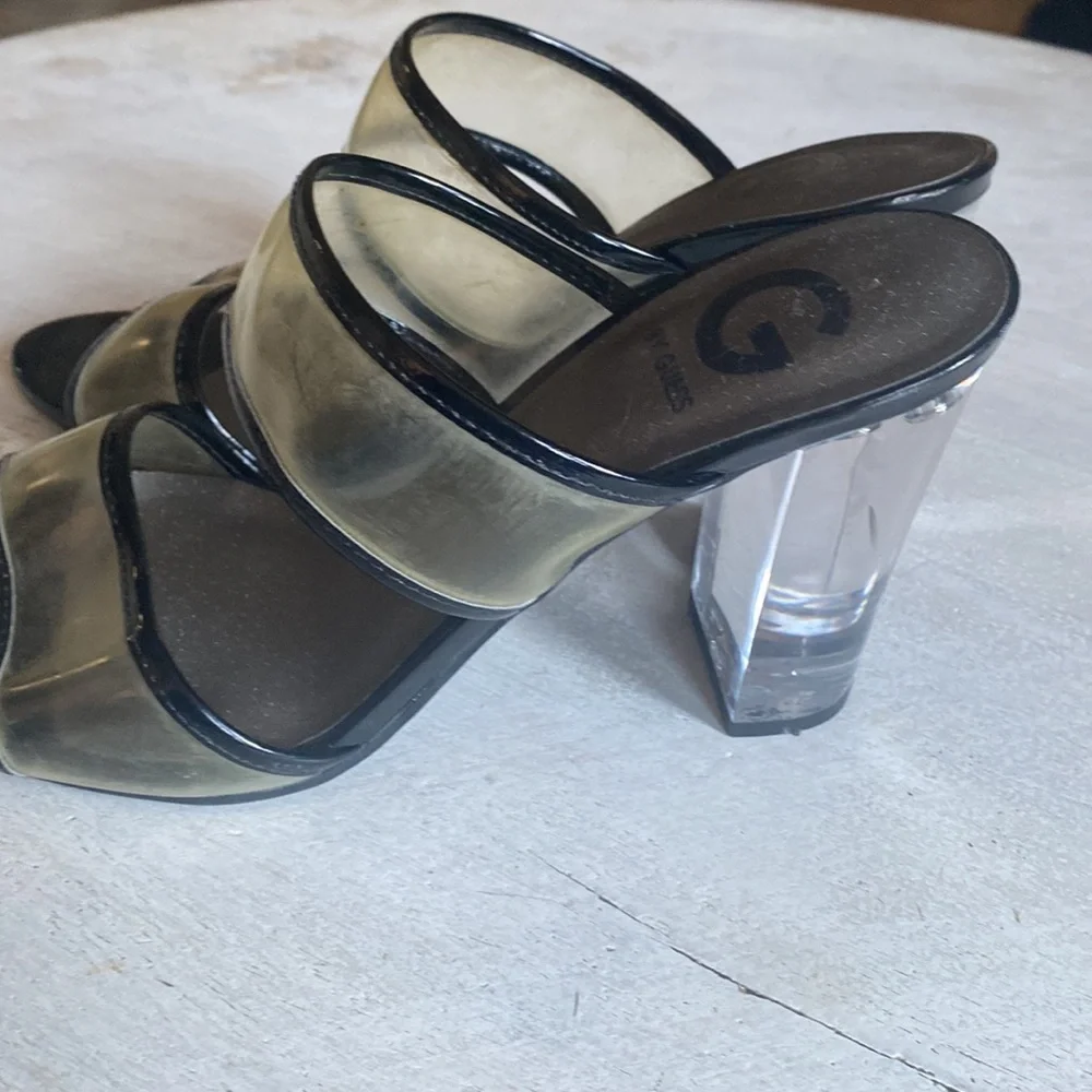 Heels - Picture 2 of 3